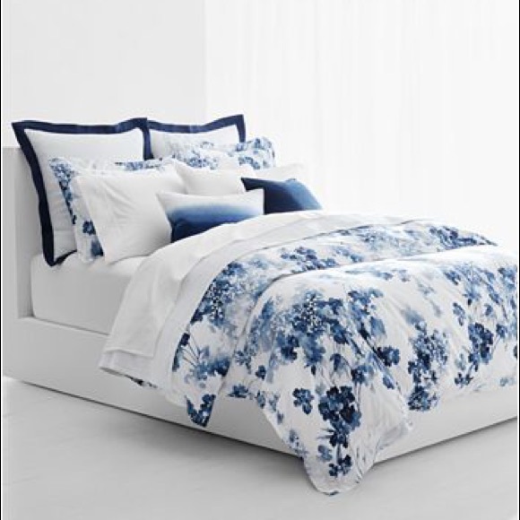 Ralph Lauren Other - NWT Ralph Lauren Full/Queen Floral Comforter Set
